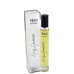 Yohji Yamamoto, profumo in evidenza